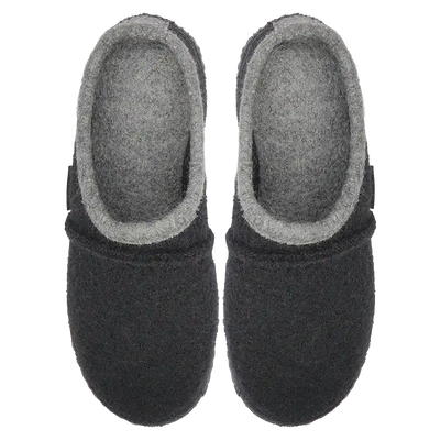 Gipfel in schwarz